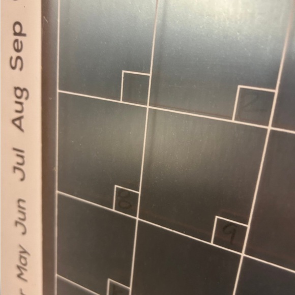 Acrylic magnetic calendar - Picture 5 of 6